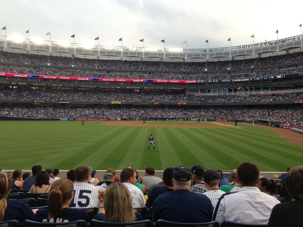 baseball, yankees, yankee stadium-229873.jpg